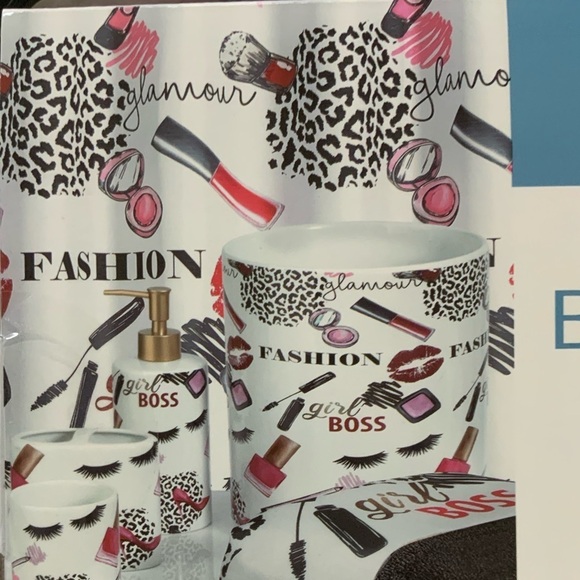 Fashion Girl Boss Shower Curtain Fabric 72 X 72 In Square White Pink Multicolor - Picture 5 of 11